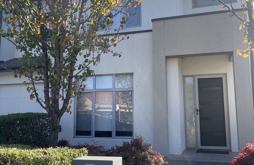 Woodville South House | Queen Lizzy Townhouses - 6