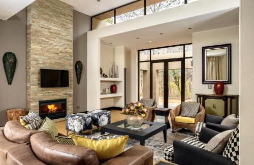 Sterkrivier House | Queen of Sheba, Self-Catering House at Buffelshuis Safari Camp