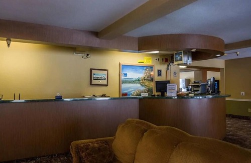 Roseville Hotel | Queen Room With Two Queen Beds Non-Smoking