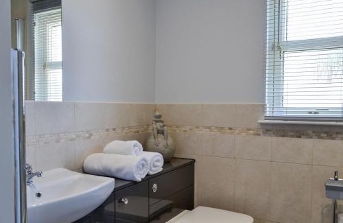 Inchmarlo House | Queen's View Lodge