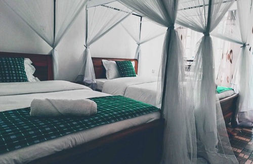 Kisumu Hotel | Queen's Way Resort
