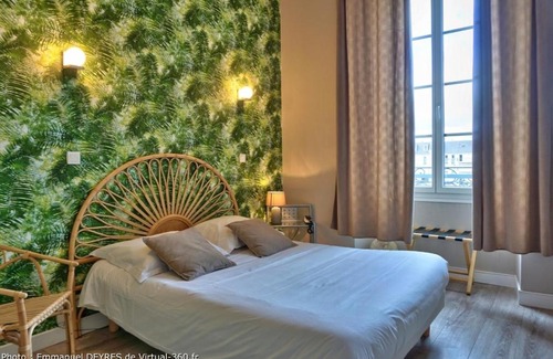 Redon Hotel | Queen Serenity Hotel