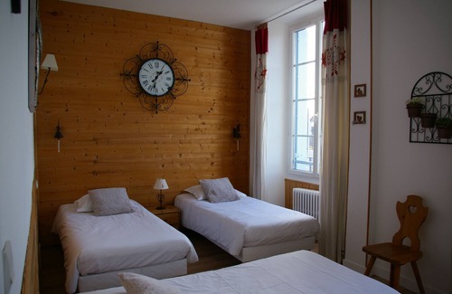 Redon Hotel | Queen Serenity Hotel