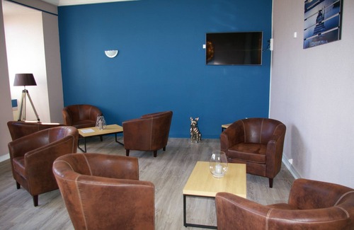 Redon Hotel | Queen Serenity Hotel
