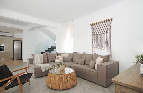 Pernera Villa | QUEEN VALENTINA LUXURY VILLA