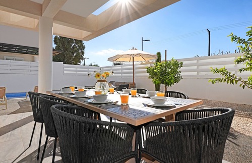 Pernera Villa | QUEEN VALENTINA LUXURY VILLA