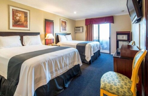 Eastside Hotel | Queencity Inn