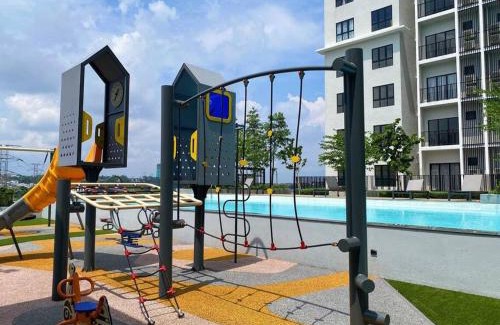 Shah Alam Apartment | Queenex Denai Shah Alam Homestay