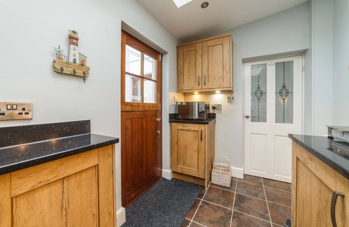 Peel Cottage | Queenie Cottage - A charming retreat tucked away in the heart of Peel, Isle of Man.