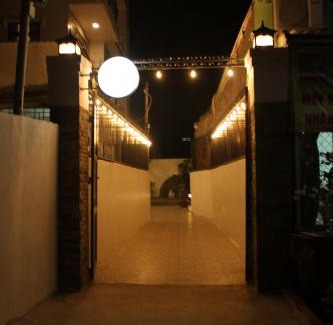 Ninh Kieu House | Queenie House