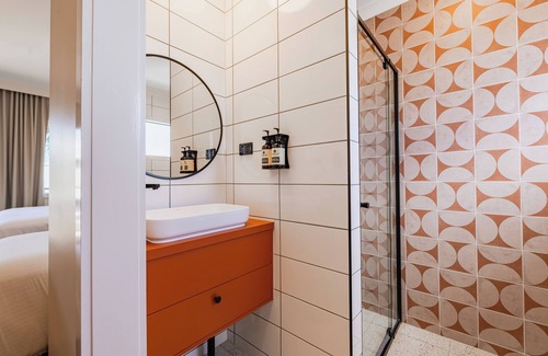 Gladstone Hotel | Queens Gladstone