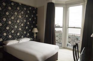 Seafront Hotel | Queens Hotel & Spa