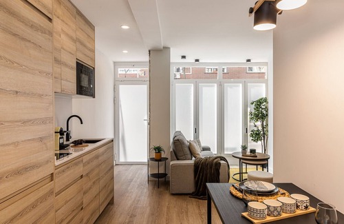 Lista Apartment | Queens Salamanca I - Alquiler Corta Duración