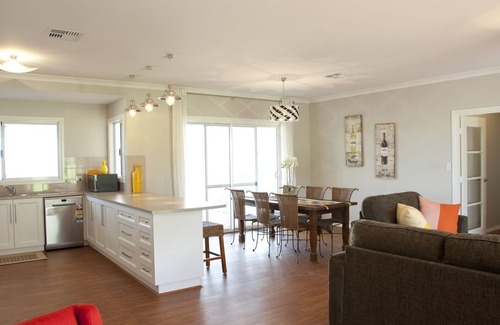 Bridgetown House | Queenslander home - with stunning views. Pet friendly!