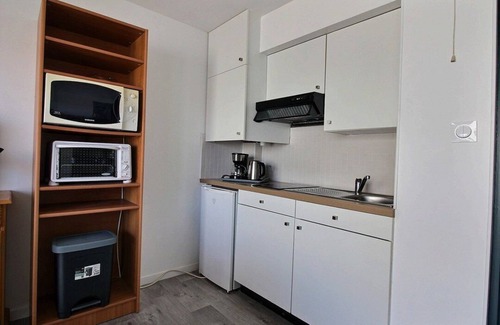 Hardelot-Plage Apartment | QUEENVICT F2 : Near the sea and shops, studio 2 persons with balcony 2nd floor