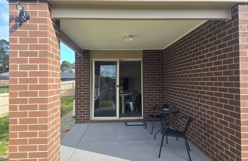 Drouin House | Queit place