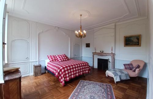 Noyers-sur-Serein House | QUELQUES JOURS À NOYERS SUR SEREIN
