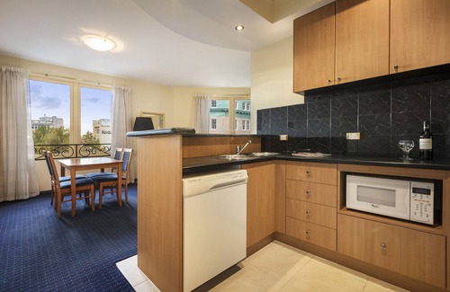 Sullivan's Cove Apartment | Quest Savoy