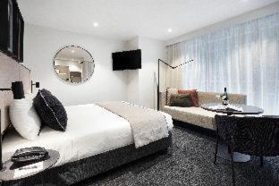 Melbourne Apartment | Quest St Kilda Road