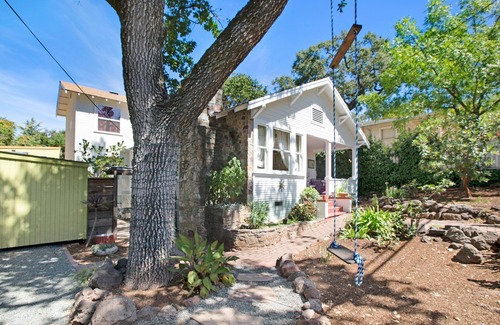 Fetters Hot Springs-Agua Caliente House | Quick drive to the charming Sonoma Plaza and a 3 block walk to the Fairmont.