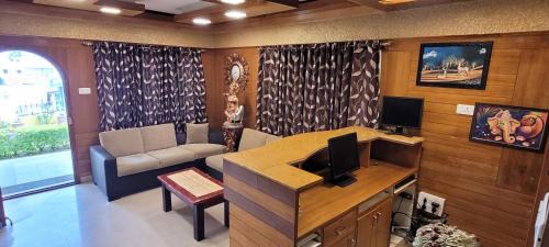 Ooty House | Quick Sort Residency