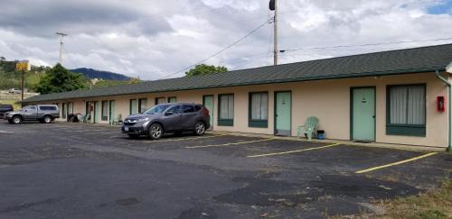 Myrtle Creek Hotel | Quick Stop Motel