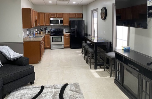 Lynchburg Apartment | Quiet 2 Bedroom 2nd Floor Appartment