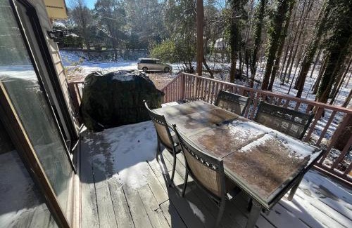 Chapel Hill House | Quiet 2 bedroom house close to UNC Duke RTP