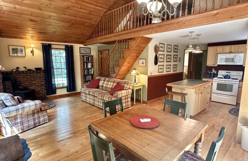 Bar Harbor House | Quiet 2BR Secluded Home in Bar Harbor [The Anchor]