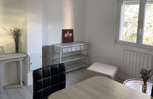 Houssen Apartment | Quiet accommodation next to the Alsatian vineyard