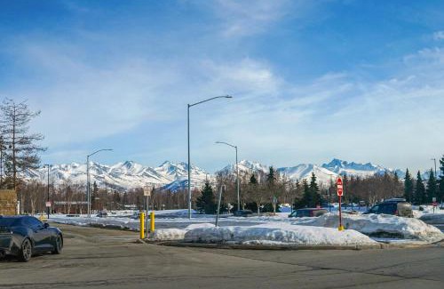 Midtown Anchorage Apartment | Quiet Anchorage Retreat, 4 Mi to Earthquake Park