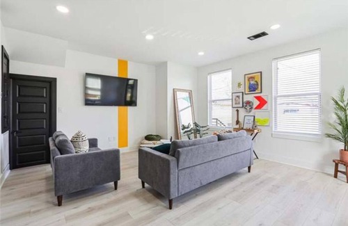 Saint Roch Apartment | Quiet and cozy apartment in the vibrant St Roch neighborhood.