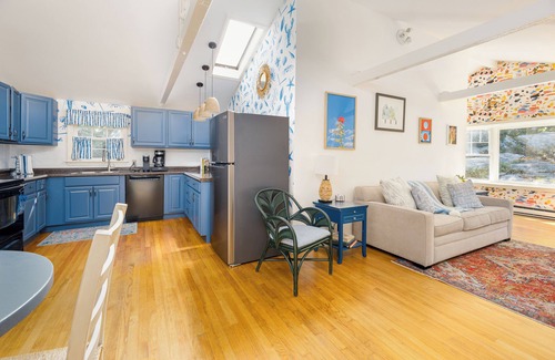 Minot Cottage | Quiet and Cozy Cottage at Sandy Cove 1 BR Sleeps 4
