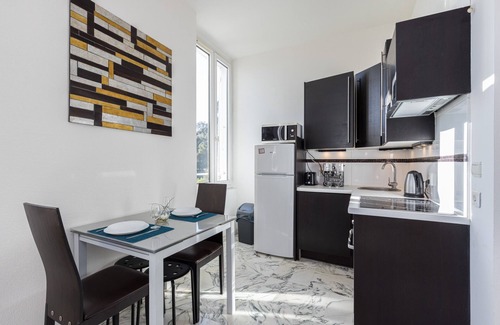 Cimiez Apartment | Quiet and open view, 1 Bdr with Swimming Pool & Garage