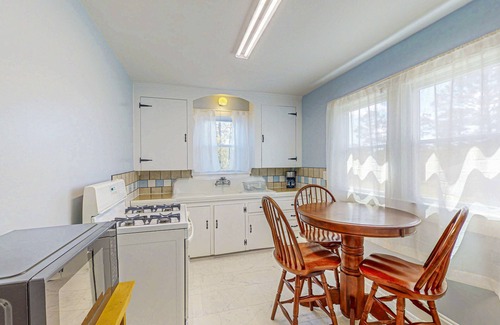West Ocean City Condo | Quiet and peaceful field condo short drive to beach and golf