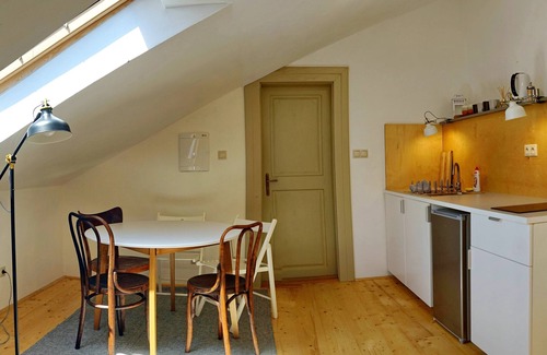Banska Stiavnica Apartment | Quiet and sunny Mikovini apartment in the busy center of Stiavnica