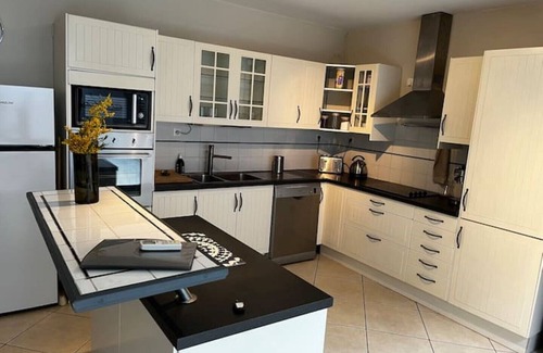 Convention Apartment | Quiet and spacious Atrium in the heart of the city