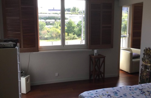 Aiguerelles Apartment | quiet and strategically well located apartment
