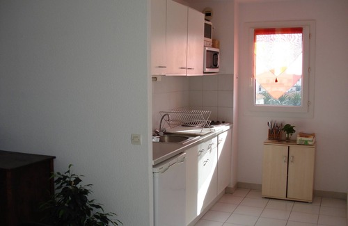 Valras-Plage Apartment | Quiet apartment 300 yards away from the beach