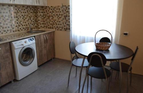 Tsqaltubo Apartment | Quiet Apartment close to Central Park