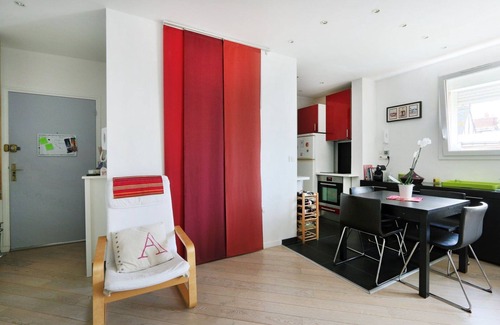 Tours City Centre Apartment | Quiet apartment in Vieux Tours #Halles