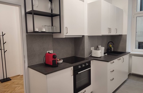 Funfhaus Apartment | Quiet apartment near the subway