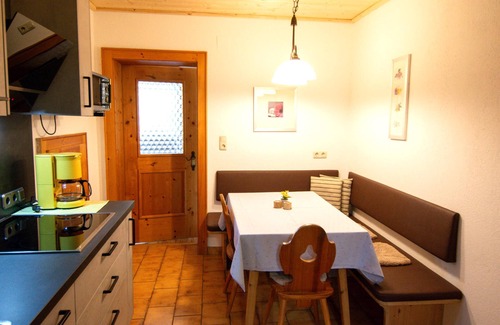 Ehrwald Apartment | Quiet apartment with a balcony