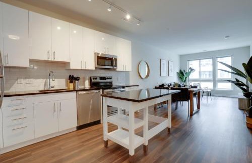 Jefferson Manor Apartment | Quiet Apartment with Amazing Amenities @Alexandria