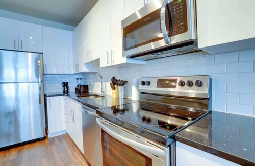 Jefferson Manor Apartment | Quiet Apartment with Amazing Amenities @Alexandria