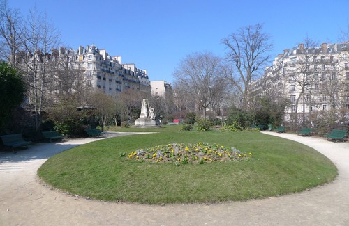 14th Arrondissement Apartment | Quiet apt, commercial street Rue Daguerre