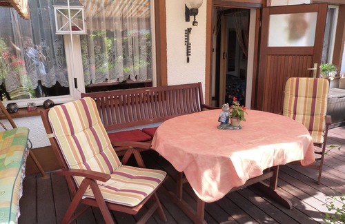 Lausen House | Quiet at the Kulkwitzer See swimming, diving, walking, relaxing in the garden