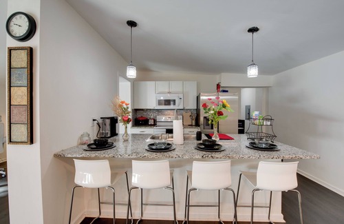 Sandtown House | Quiet Atlanta Getaway - 16 Mi to Downtown!