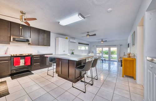 South Sound Condo | Quiet Beach Escape - Caribbean Paradise