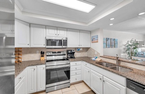 Indian Shores Condo | Quiet Beachfront 3 bedroom Right on the Sand